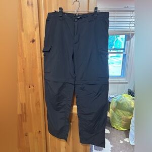 Columbia Omni Shade Black Zip-Off Cargo Pants - Size 36x32